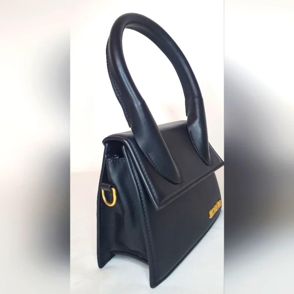 Jacquemus "Le Chiquito Moyen Leather Top Handle Black Handbag - Picture 4 of 13